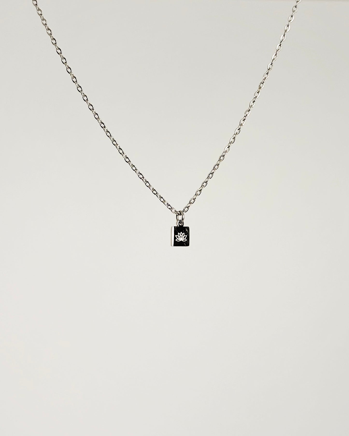 Necklace | Mini Lotus Bloom