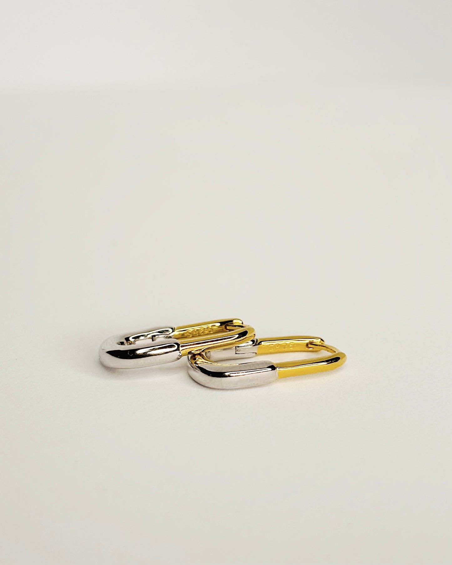 Earrings | Skinny Mixed Metal U-Hoop