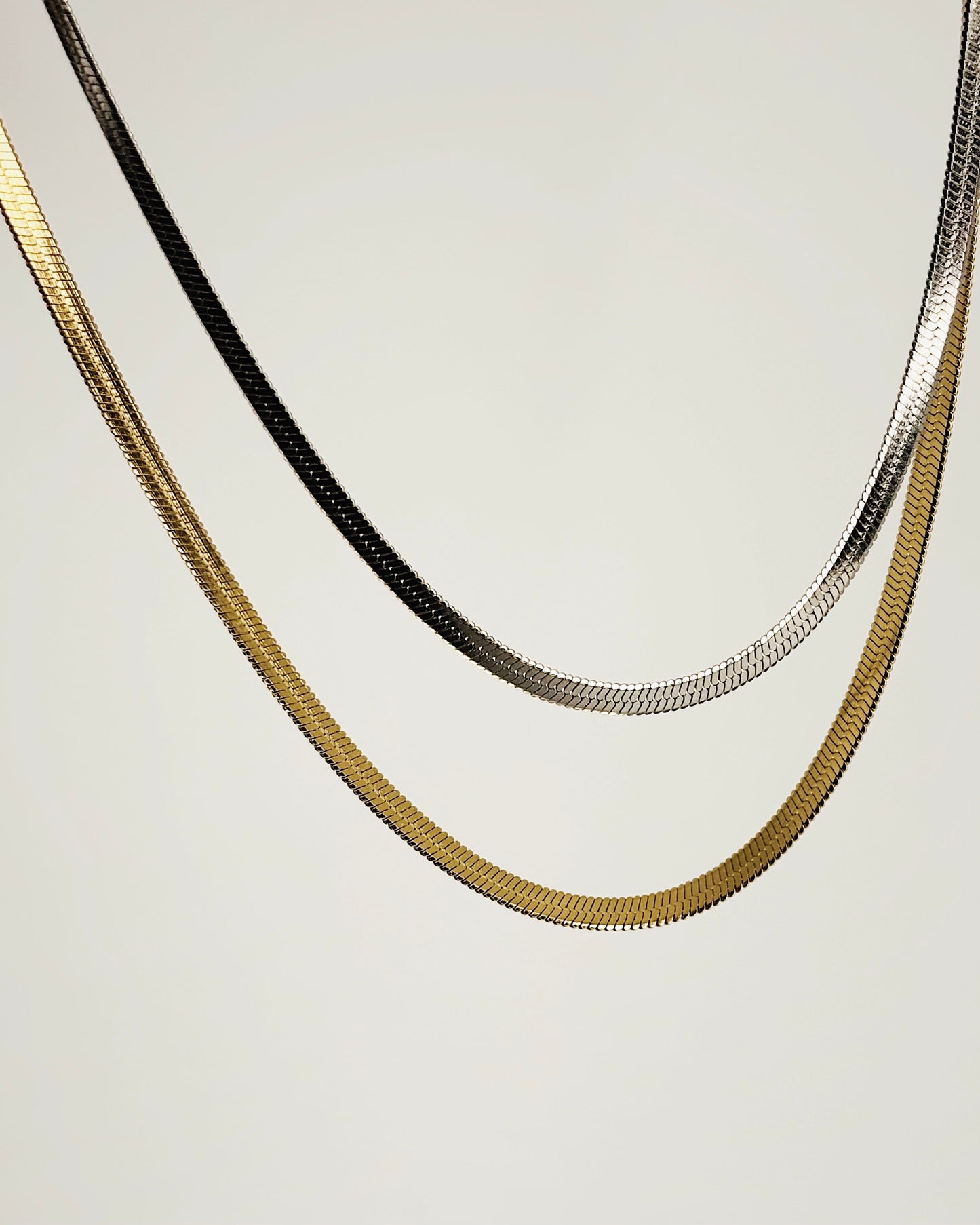 Vòng cổ | Vòng cổ choker cong thanh lịch